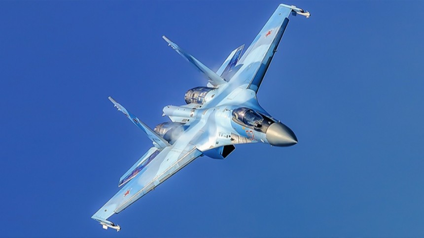 Российский истребитель Су-35С уничтожил украинский Су-25 в воздушном бою над ДНР