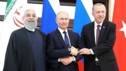 Песков прокомментировал встречу Путина с Раиси в Тегеране
