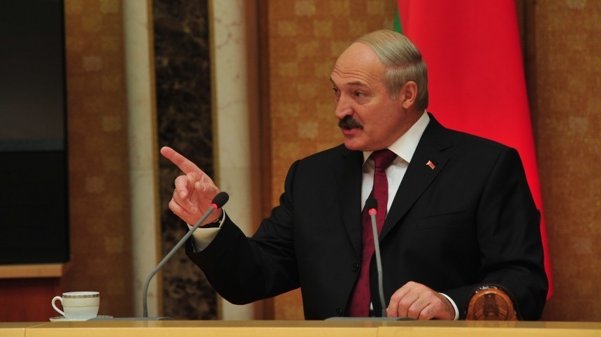 Лукашенко заявил о разработке Западом планов нападения на Россию через Украину