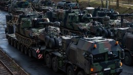 США отказались усилить контроль за посылаемым Украине оружием, а им уже торгуют в Албании