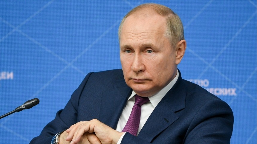 Путин попросил главу ВЭБ найти 10 миллиардов на оснащение белорусских школ