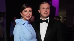 Привычка жениться: Блиновская в третий раз сыграла свадьбу со своим мужем