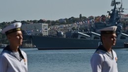 Жителей и гостей Петербурга заворожила тренировка парада ко Дню ВМФ