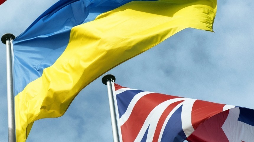 Глава МИД Британии Трасс: Лондону не стоит вмешиваться в конфликт на Украине