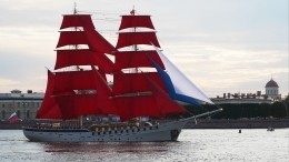 Бриг «Россия» примет участие в параде ВМФ в Петербурге