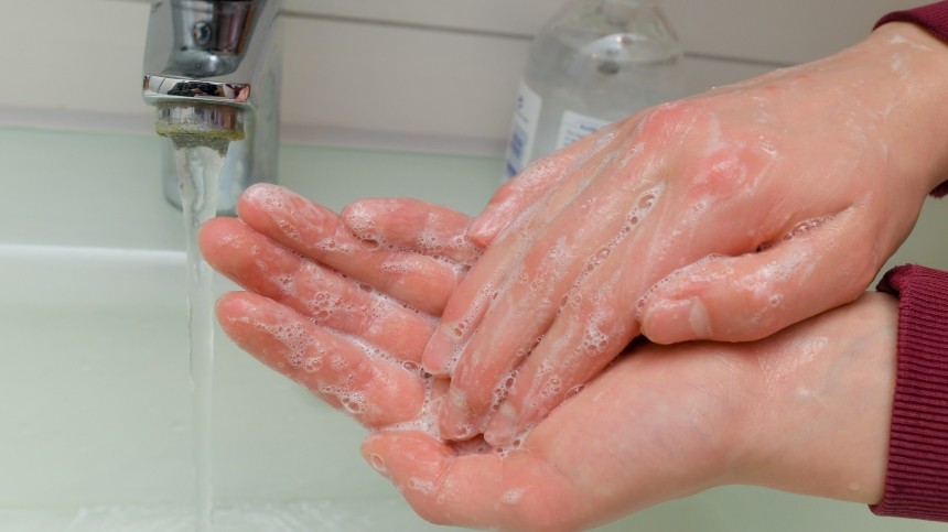 Британцам рекомендовали мыться на минуту меньше для экономии воды