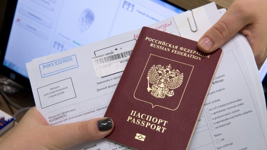 В ЕС обсуждают запрет выдачи шенгенских виз россиянам