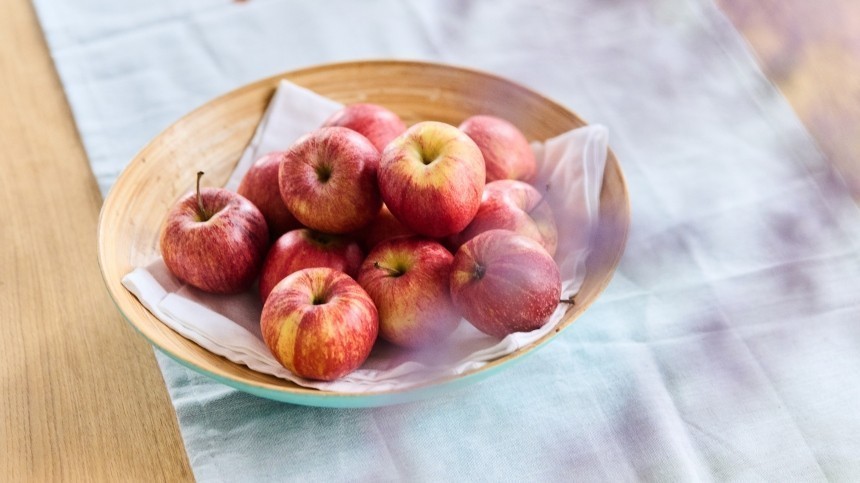 Диетолог назвал неожиданные полезные свойства яблок