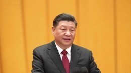О чем говорят жесты политиков: Си Цзиньпин