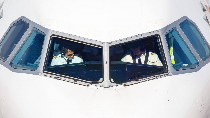 Уставшие пилоты проспали посадку в аэропорту Аддис-Абебы