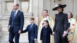 На принца Уильяма и Кейт Миддлтон набросились после новости об их переезде