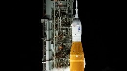 НАСА: Запуск ракеты SLS к Луне сорвался из-за проблем с техникой