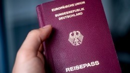 Липовое родство: как мошенники торгуют «европейскими паспортами» в Петербурге