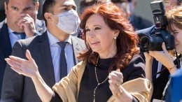 Пистолет дал осечку: В Аргентине попытались застрелить вице-президента Киршнер
