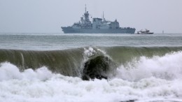 Румынский корабль подорвался на мине в Черном море при попытке ее обезвредить