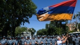Чем грозит эскалация армяно-азербайджанского конфликта и что будет дальше — разбор политолога