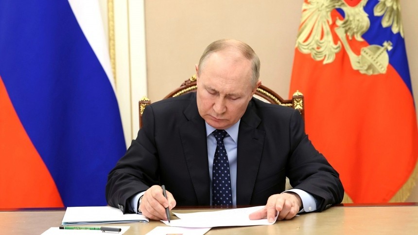 Путин подписал указ об отсрочке от мобилизации для студентов