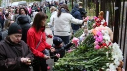 Число погибших при стрельбе в школе Ижевска выросло до 17