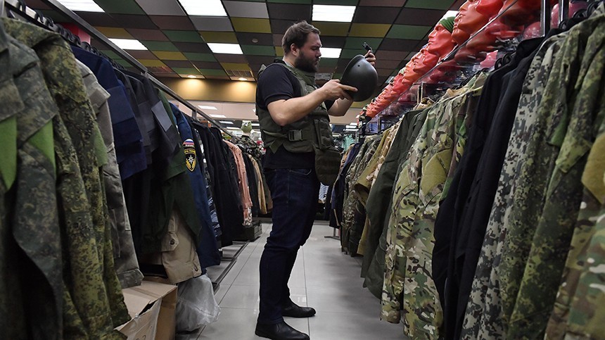 ФАС запретила магазинам сильно завышать цены на армейскую экипировку
