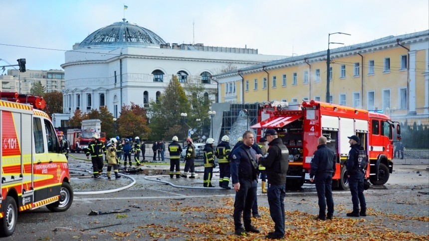 Кличко подтвердил информацию о мощных взрывах в центре Киева