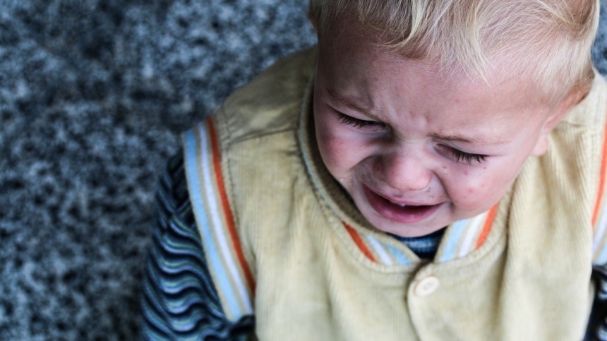 Эмоциональная разрядка: психолог назвал пользу плача для детей