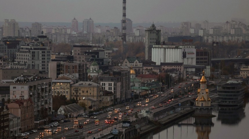 Некоторые районы Киева остались без света и воды