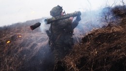 Выжигают огнеметами и добивают артиллерией: кадры наступления ВС РФ под Лисичанском