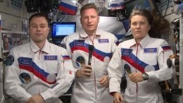 Космонавты «Роскосмоса» с борта МКС поздравили россиян с Днем народного единства