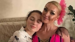 «Наболело»: Волочкова пожаловалась на непростые отношения с дочерью