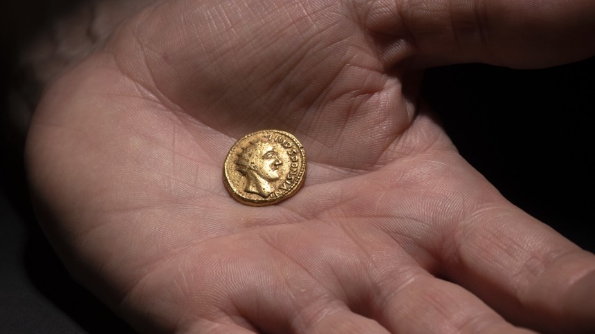Считавшаяся поддельной монета раскрыла личность неизвестного римского императора