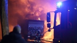 На Кузбассе из-за лопнувшего колеса сгорел автобус
