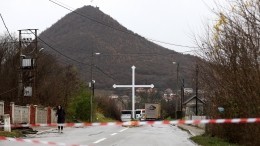 Сербия перебросила бронетехнику на границу с Косово