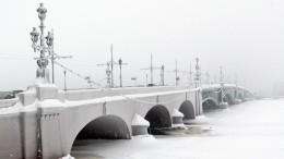 На Санкт-Петербург обрушился снежный шторм