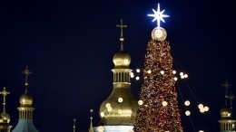 Новогодняя елка в Киеве работает от генератора и всего несколько часов