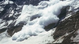 В Австрии десять туристов пропали после схода снежной лавины