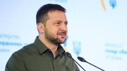 Бывший премьер Украины Азаров заявил о разворовывании Зеленским помощи США