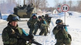 Россия и Белоруссия наращивают группировку войск и готовят учения