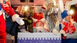 Настоящий праздник: поезд Деда Мороза начал работу в Петербурге