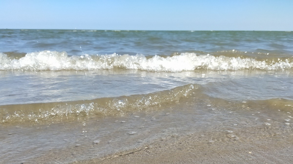 Исполнение желаний или козни за спиной: к чему снится вода