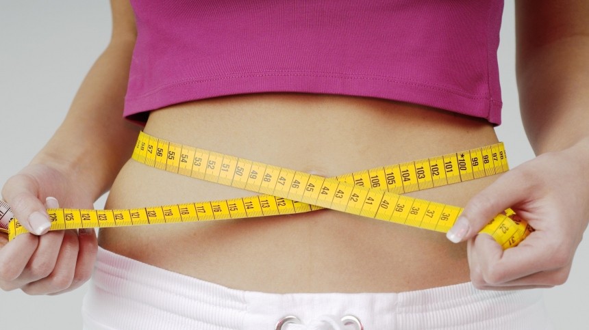 Диетолог рассказала, как быстро сбросить лишний вес после праздников