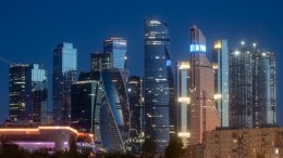 Песков: российский бизнес проворно занял ниши ушедших компаний