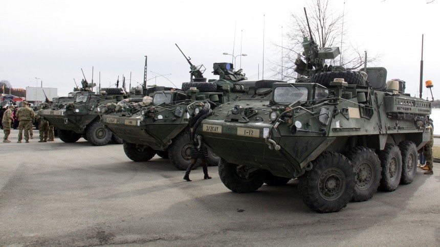 США планируют передать Украине бронемашины Stryker