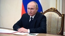 Путин поблагодарил кабмин за работу в 2022 году