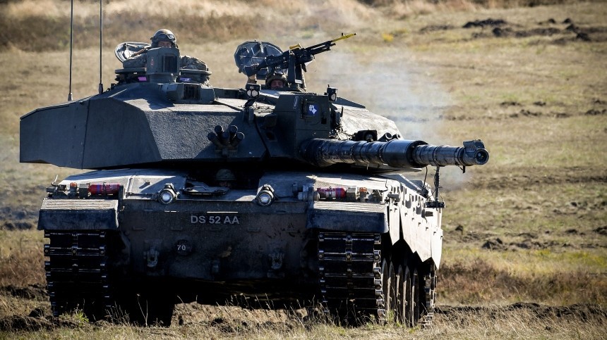 Россия заявила об ужесточении боев при поставках британских танков на Украину