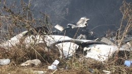 На месте крушения самолета в Непале обнаружены «черные ящики»