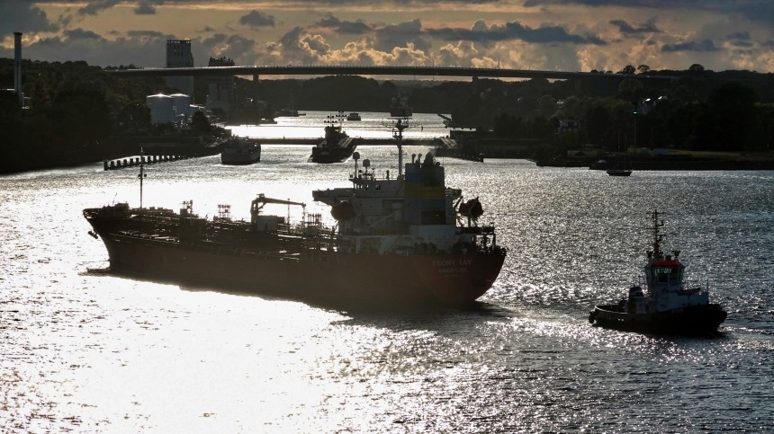 Россия сократила морские поставки нефти Западу