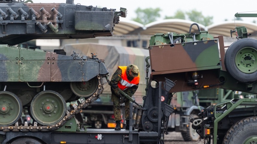 В бундестаге поздравили Путина из-за отказа Шольца поставить Киеву танки