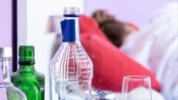 Какие два опасных типа поведения наблюдаются у детей алкоголиков?