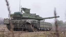 В зону СВО прибыли новые российские танки Т-90М