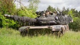 Байден готов выделить Киеву десять танков Abrams